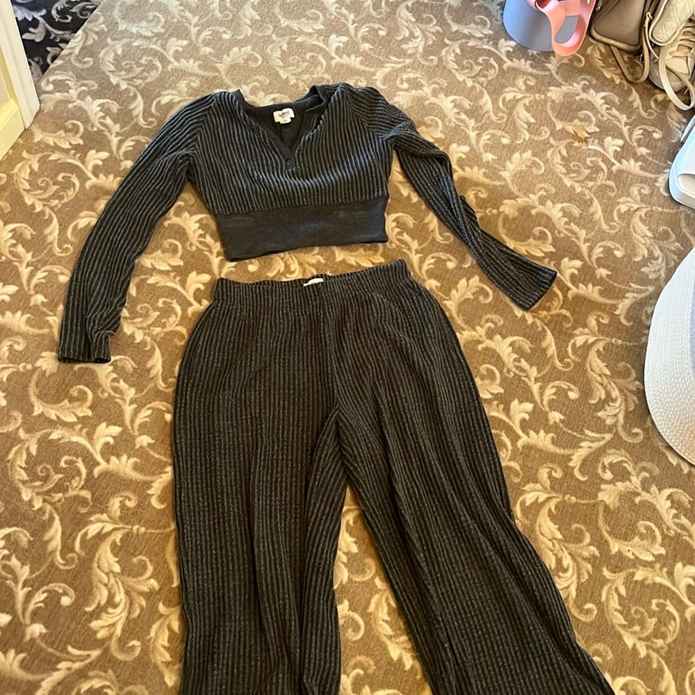 UpWest lounge set